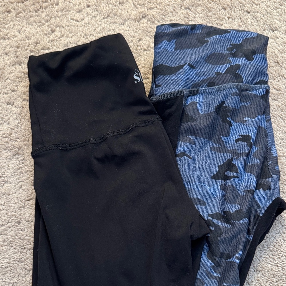 Women's Black and Blue Camo Leggings